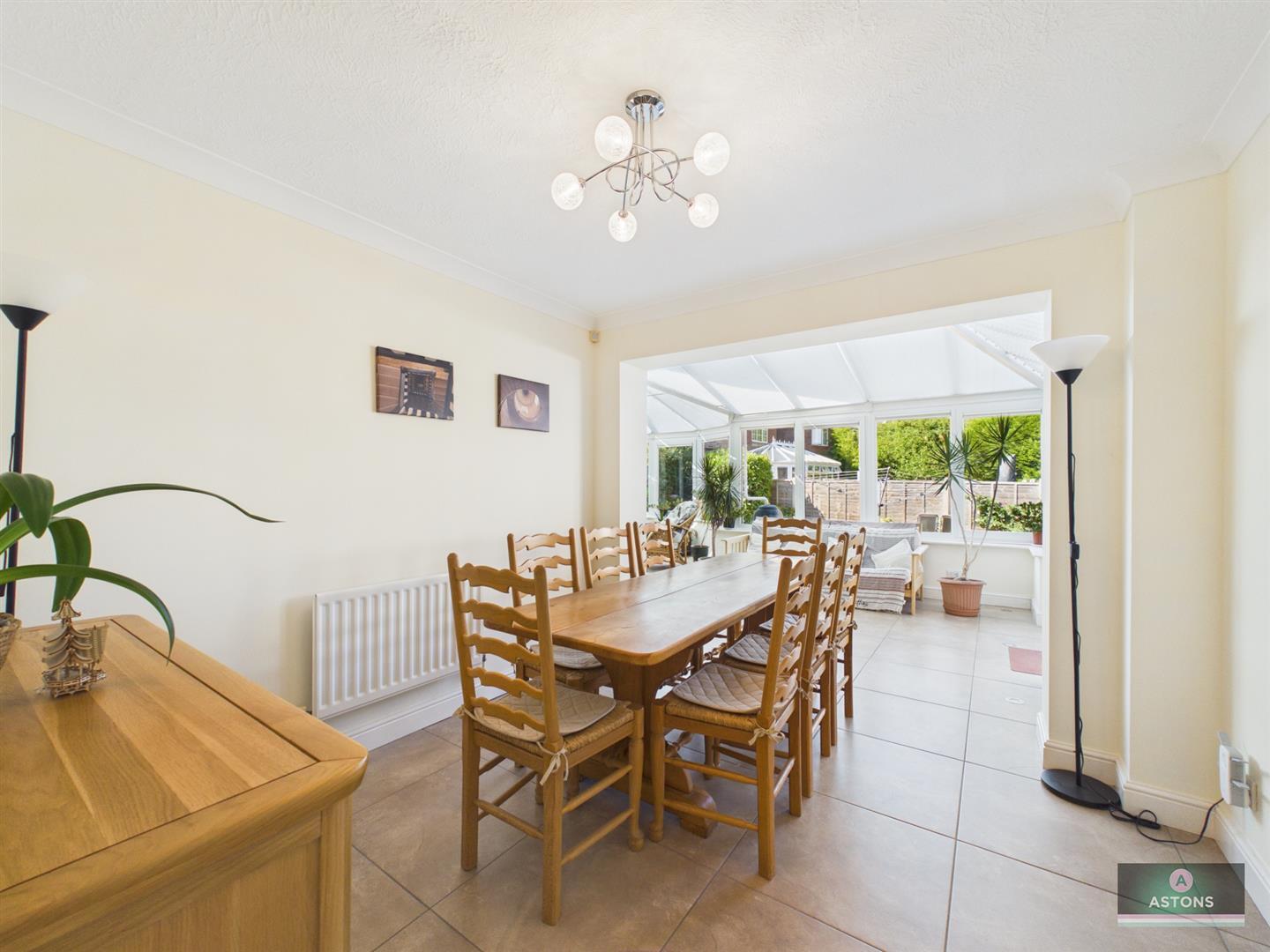 Moorland Road, Maidenbower Image 8