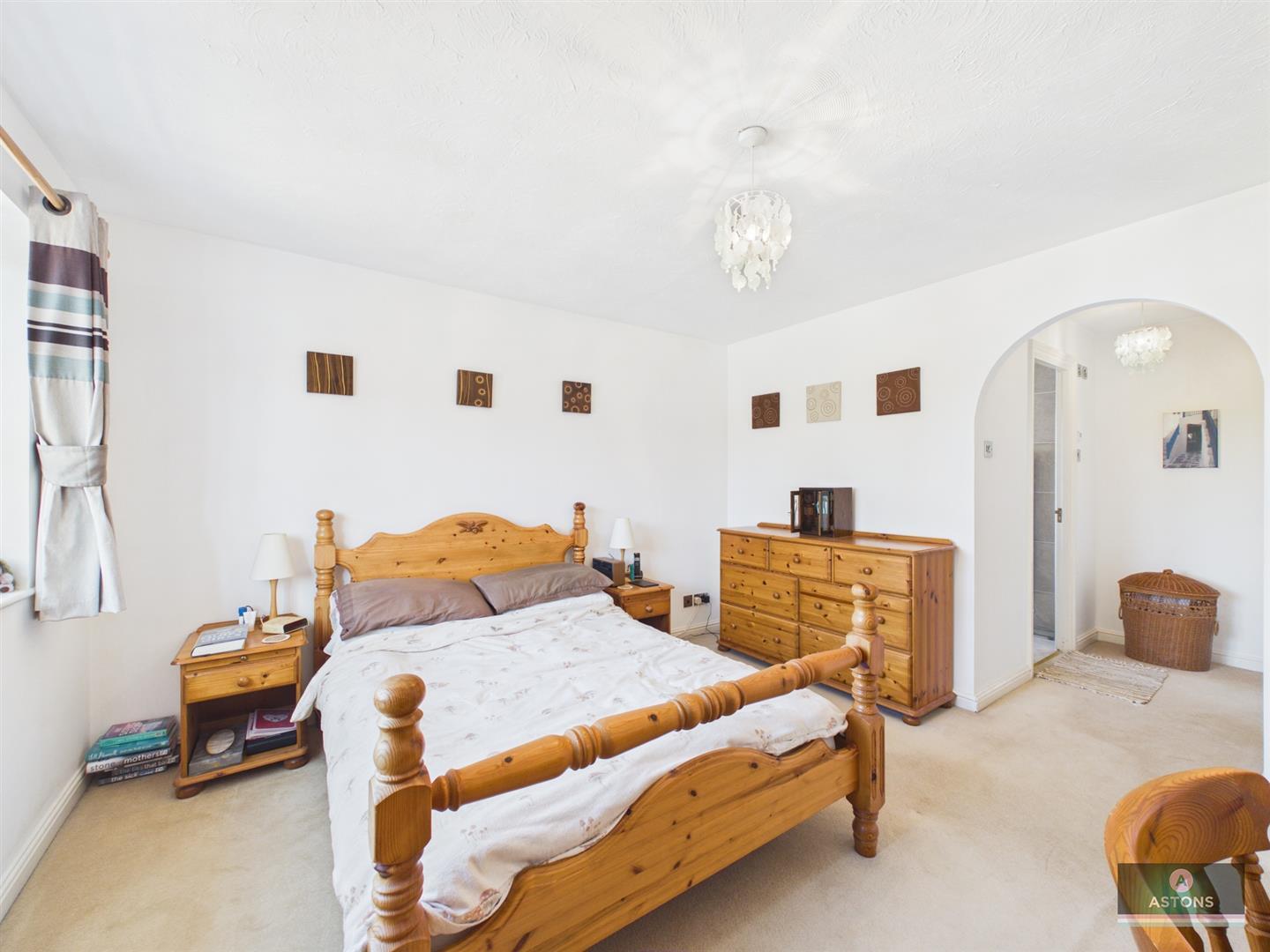 Moorland Road, Maidenbower Image 18