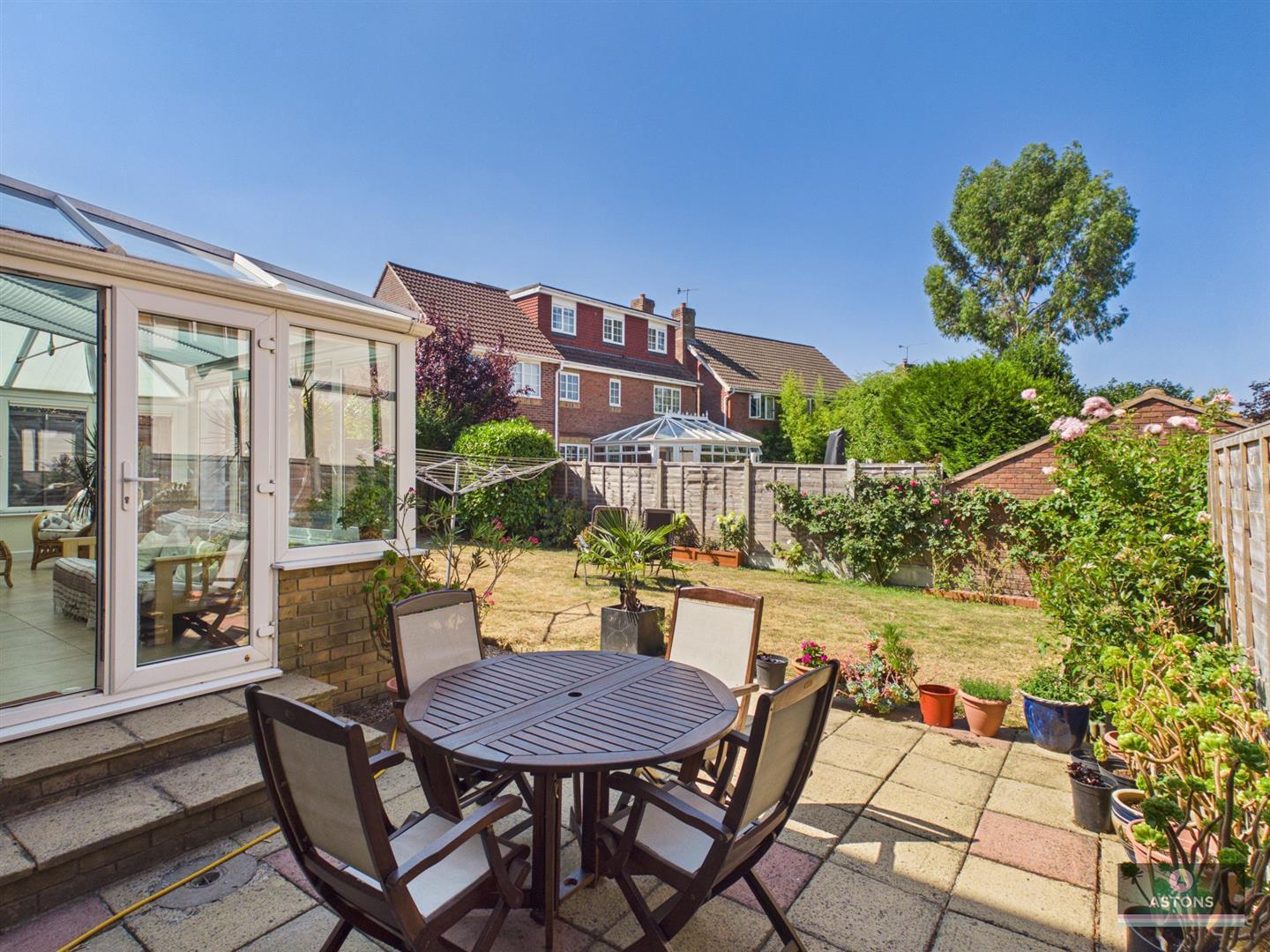 Moorland Road, Maidenbower Image 29