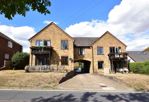 Flat 1, Langelei Court, The Nap, Kings Langley, Hertfordshire WD4 8ES