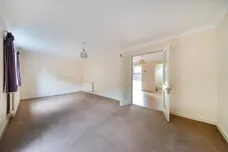 Townfield, Rickmansworth, WD3 photo 6