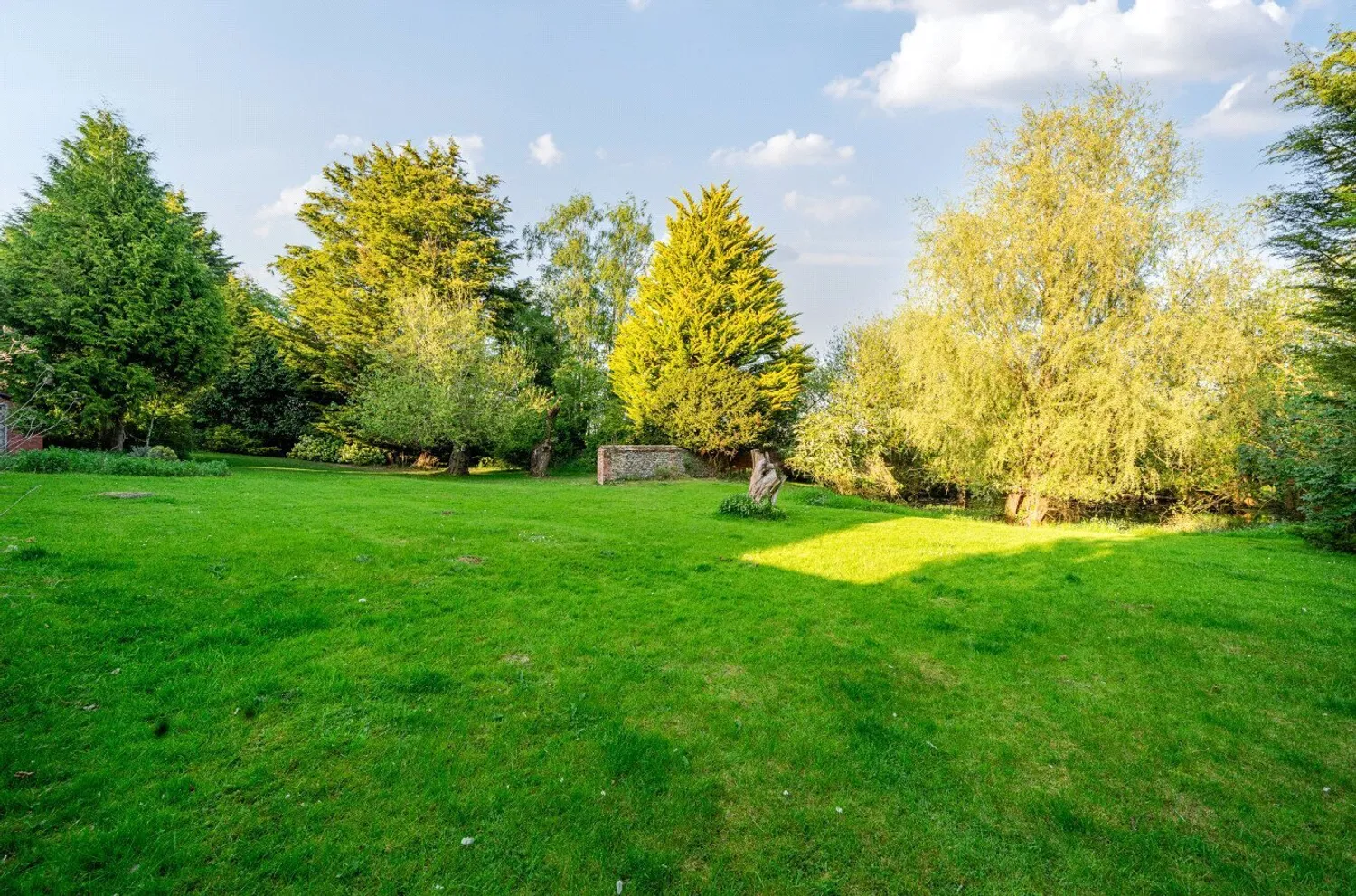 Upper Street, Stanstead, CO10 photo 4