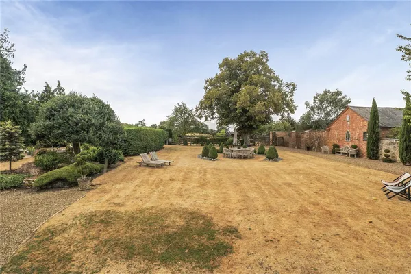 Orlingbury Road, Great Harrowden, NN9 photo 44
