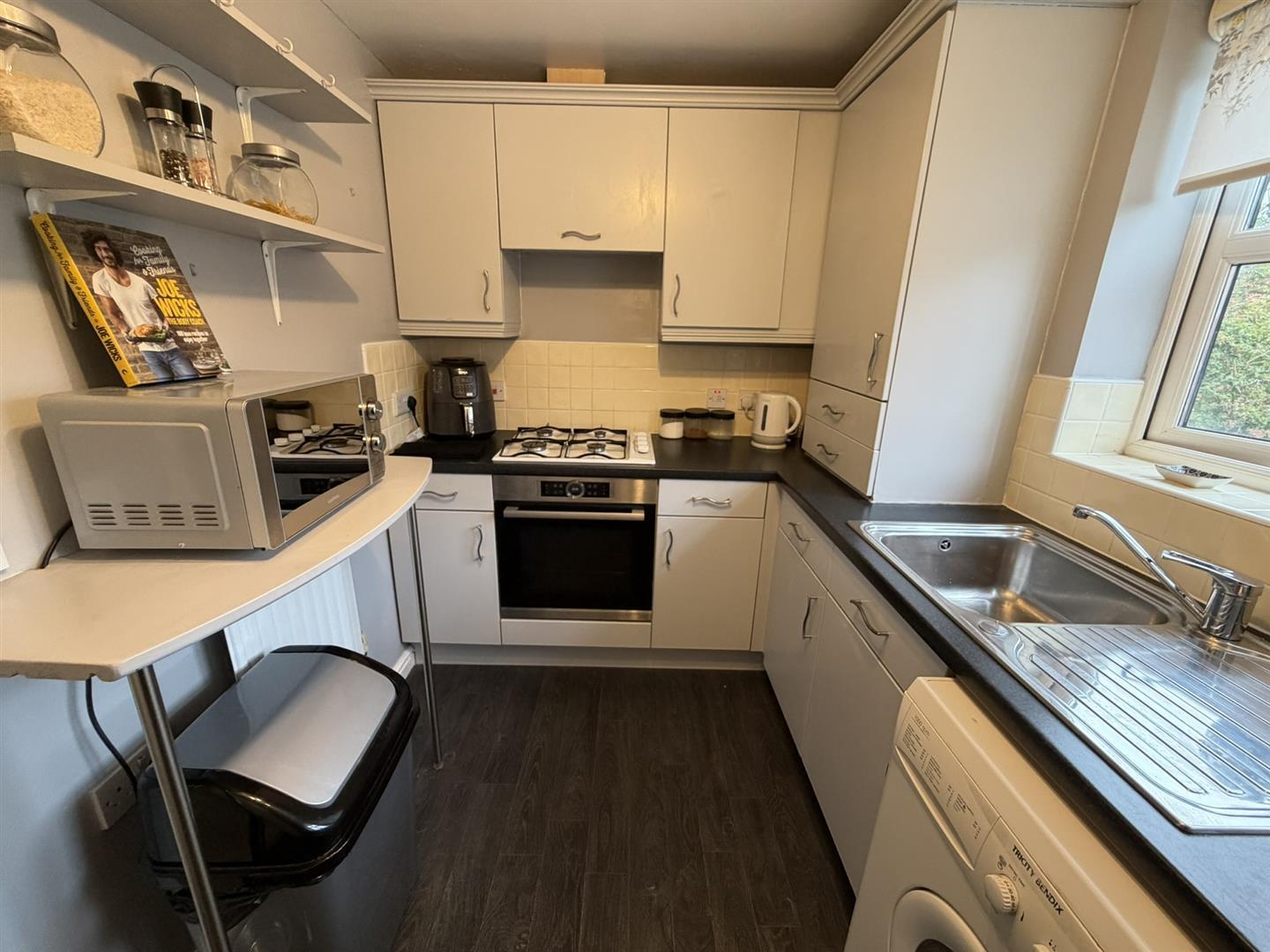 Hanbury Close, Daventry Image 3