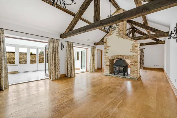 Careys Road, Pury End, NN12 photo 3