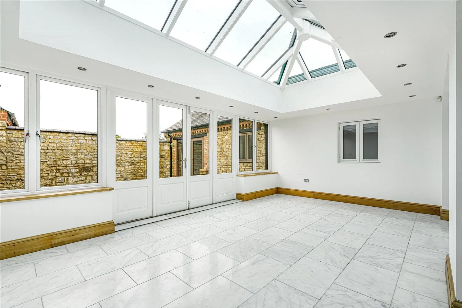Careys Road, Pury End, NN12 photo 8