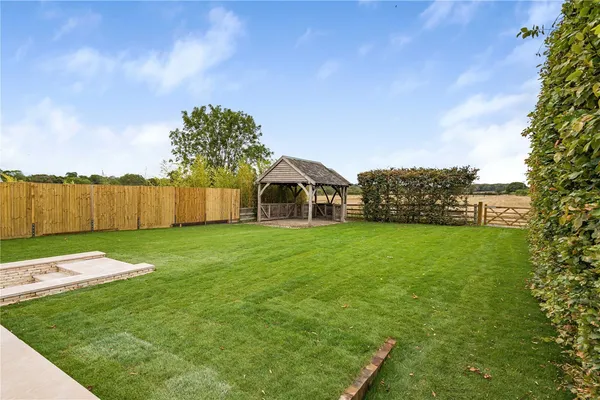 Careys Road, Pury End, NN12 photo 20
