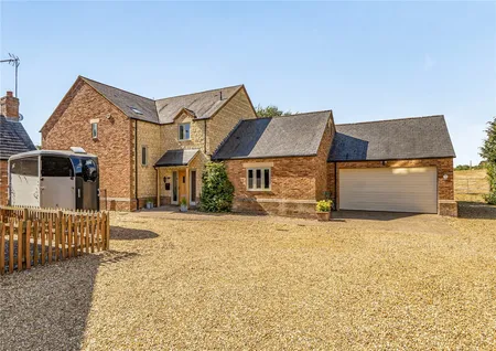 Norlinton Close, Orlingbury, NN14