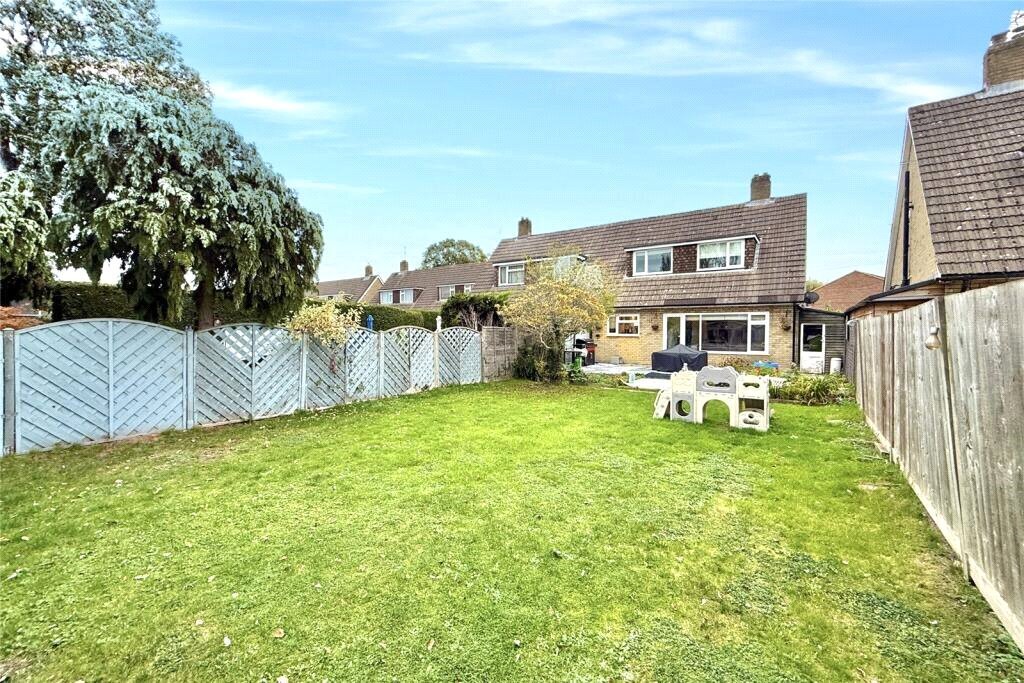 Cheyne Way, Farnborough, Hampshire, GU14