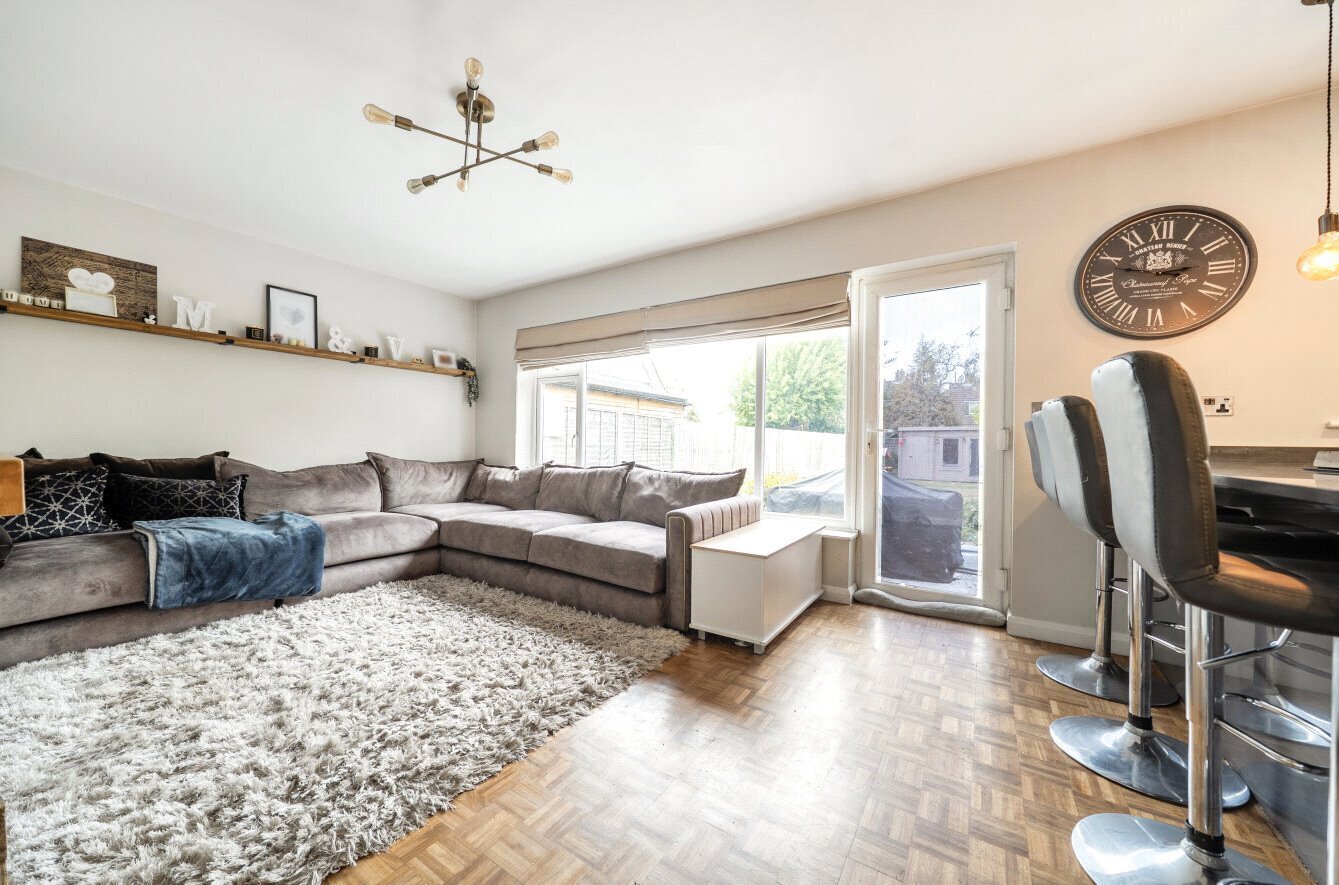 Cheyne Way, Farnborough, Hampshire, GU14
