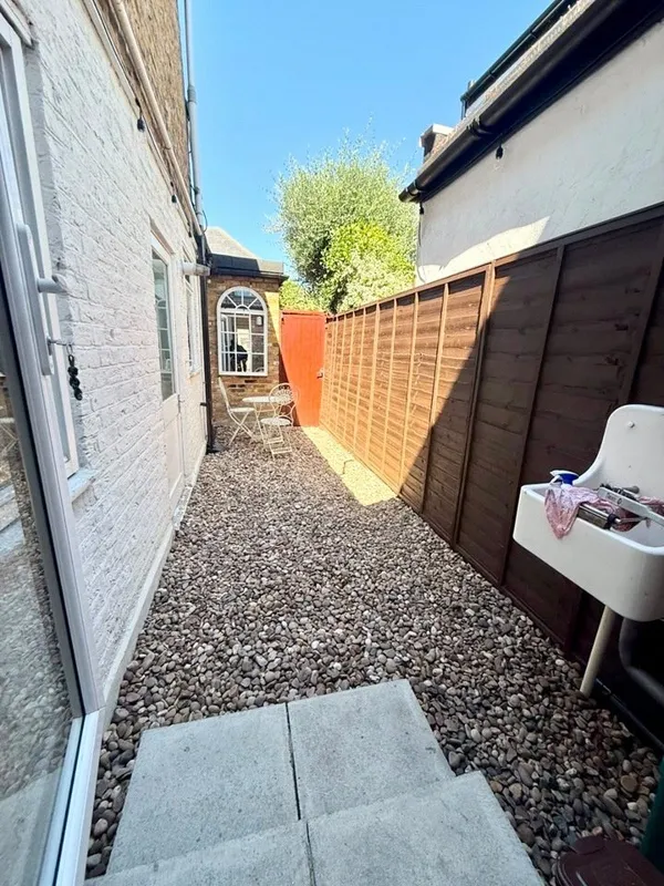 45c Upland Road, London, SE22