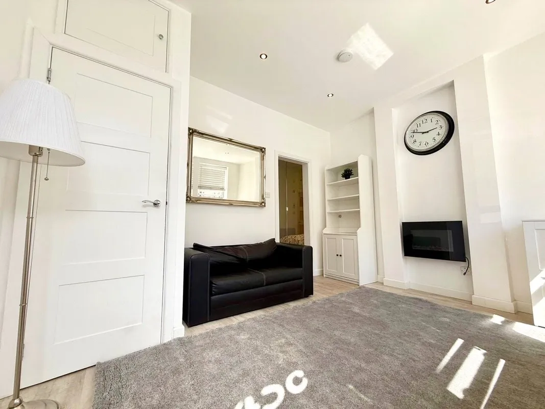 45c Upland Road, London, SE22