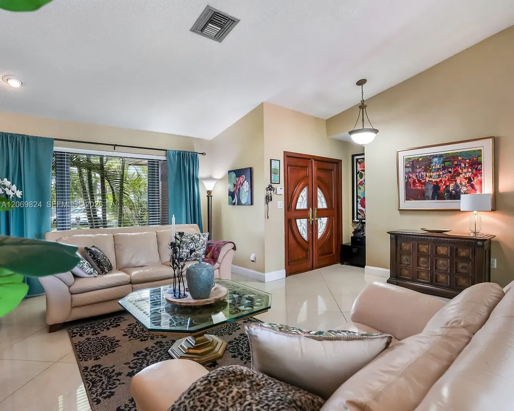 11723 SW 95th Terrace, Miami, FL 33186