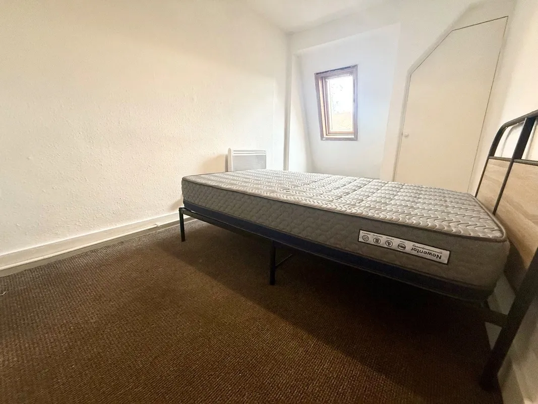 5 Ashlake Road, London, SW16