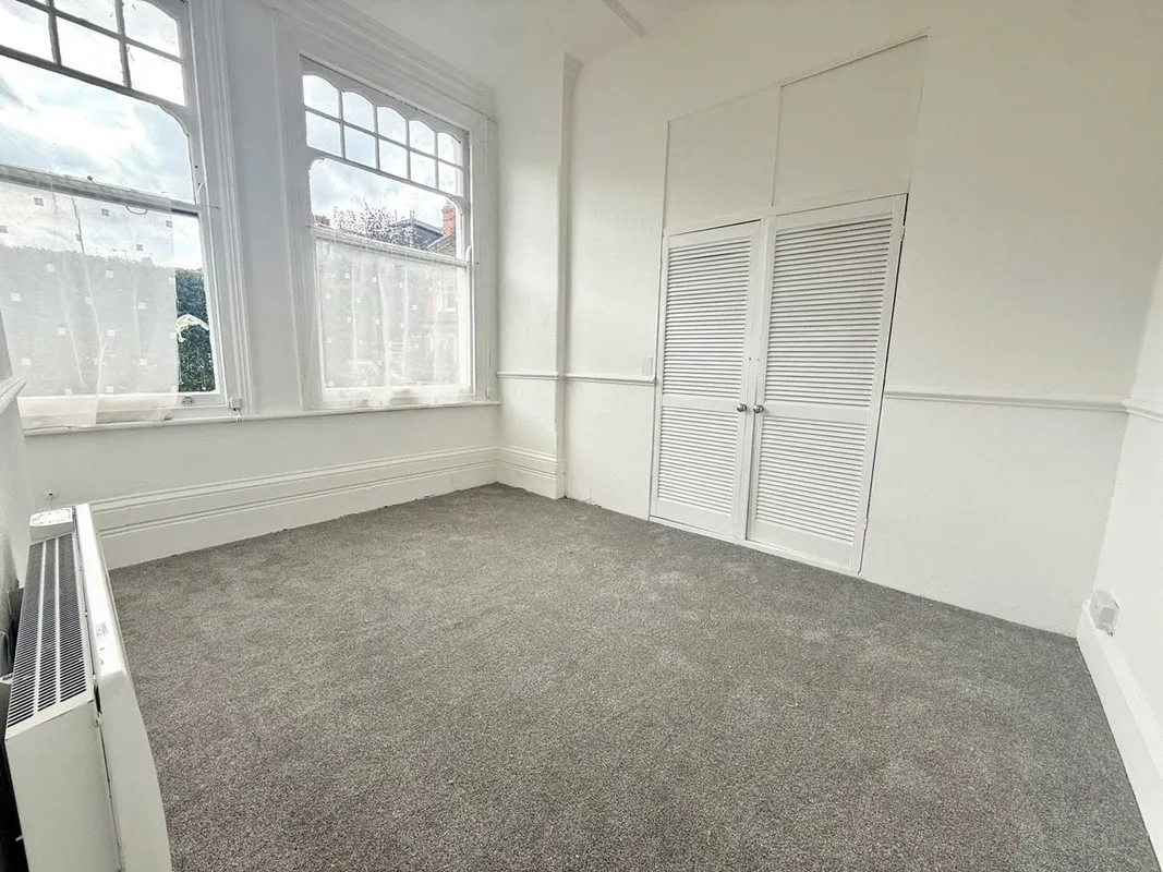 30 Terrapin Road, London, SW17