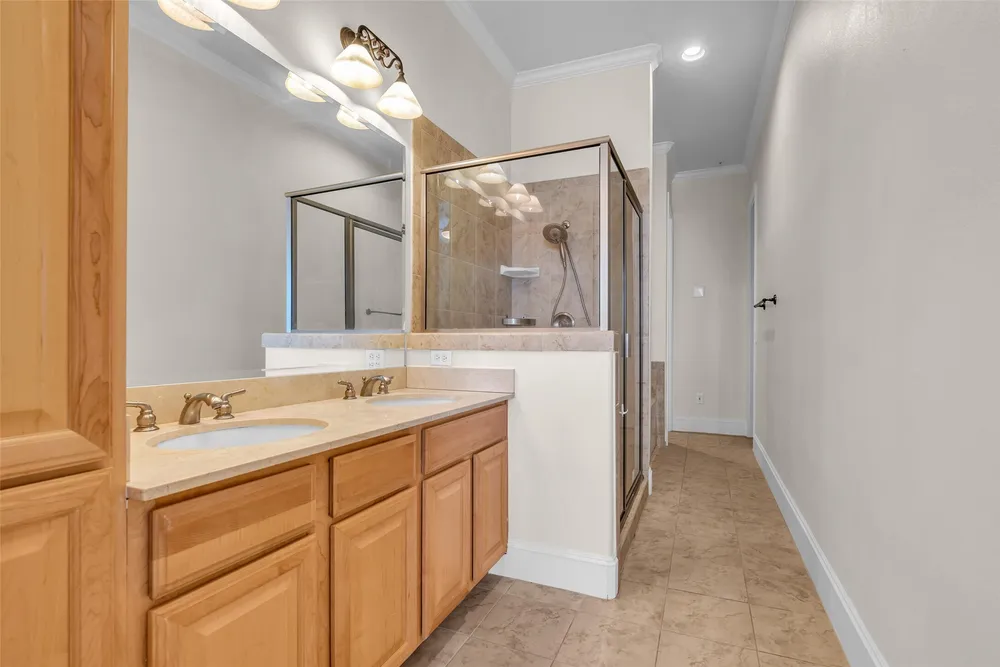 7134 Mapleridge St, Houston, TX 77081