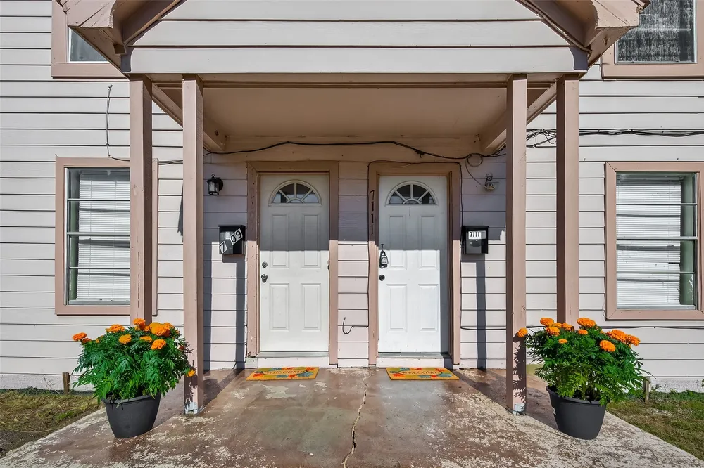 7109 Myrtle St, Houston, TX 77087