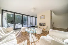 Orchard Close, Almondsbury, BS32 photo 3