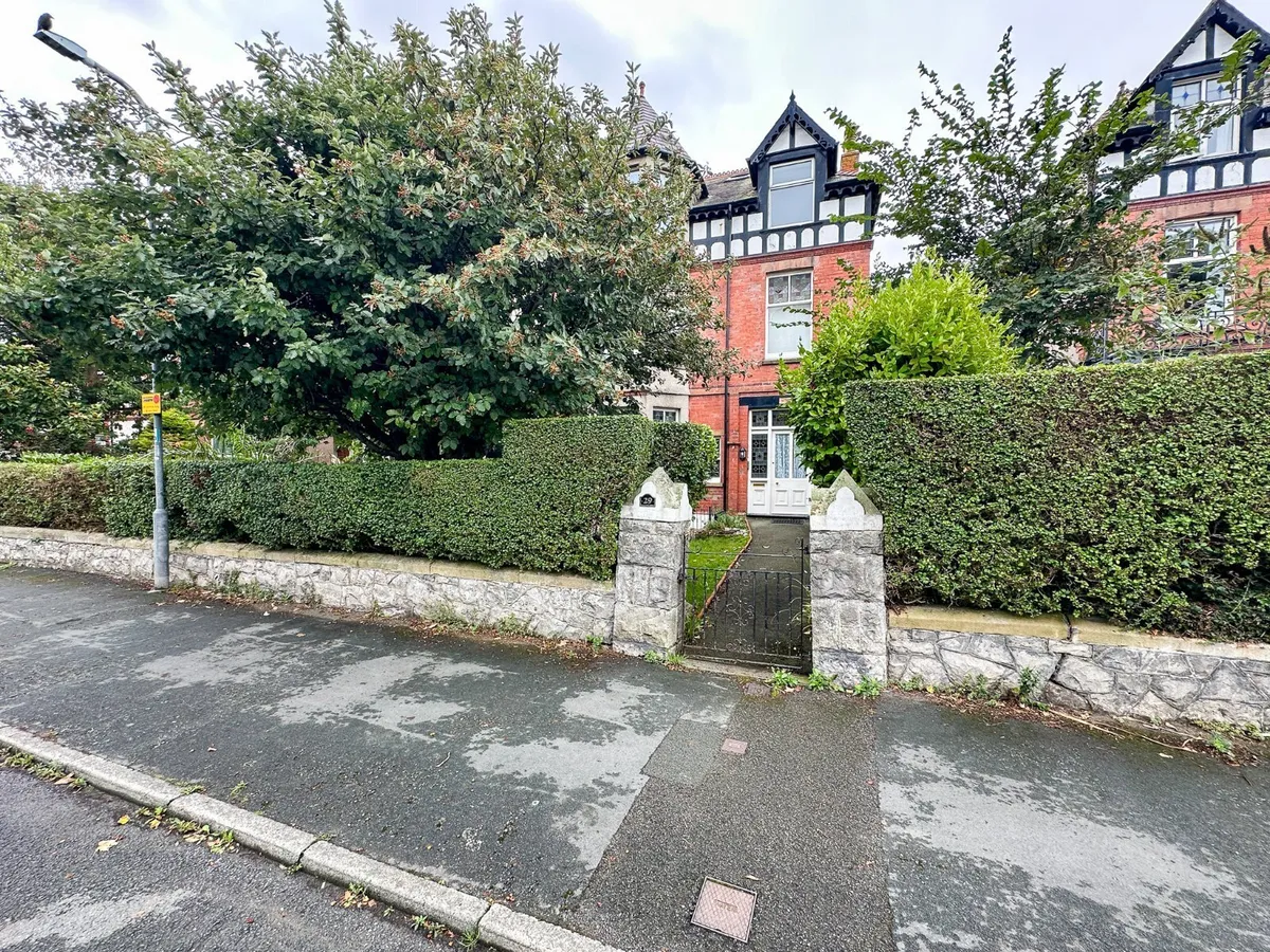 Abbey Road, Llandudno, Conwy, LL30