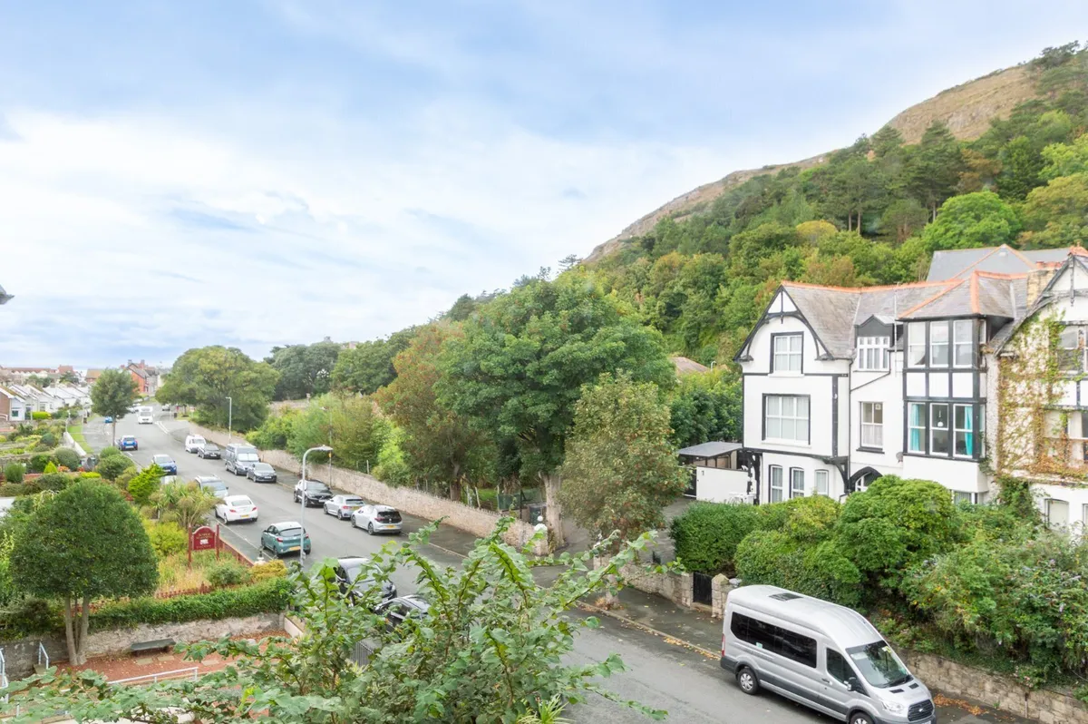 Abbey Road, Llandudno, Conwy, LL30