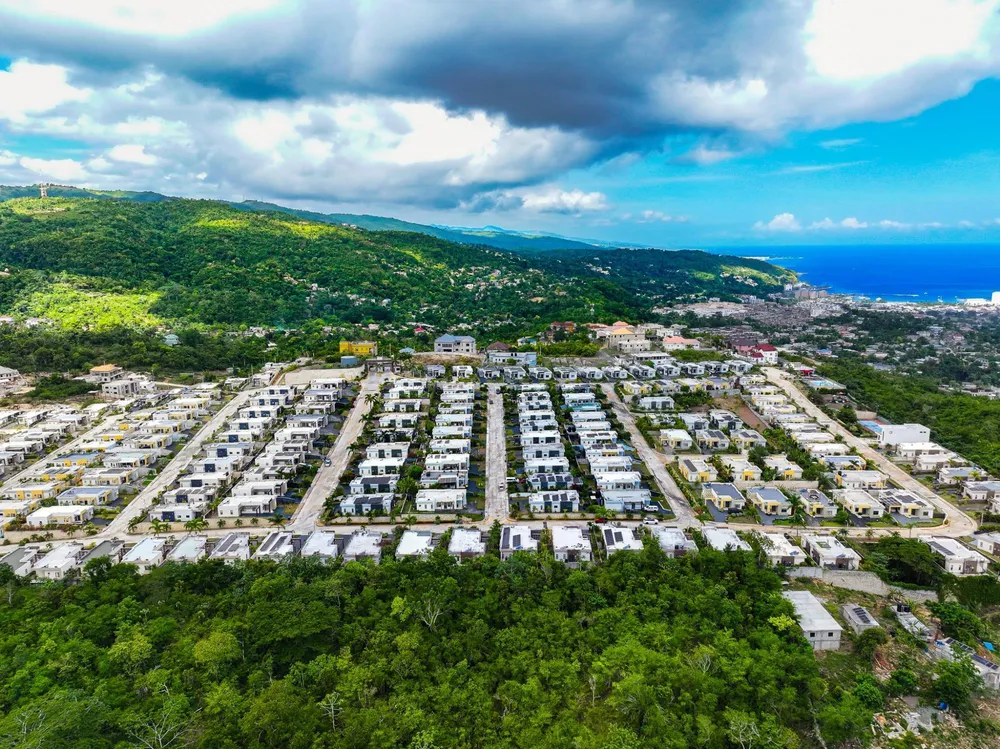 PYRAMID POINT PHASE 1 St. Ann