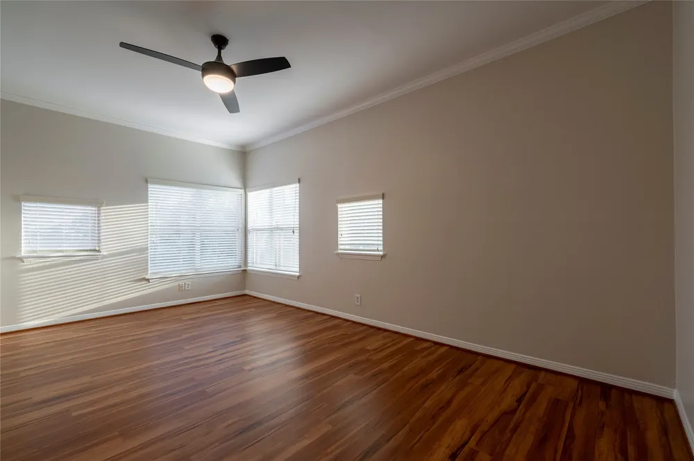 4004 Montrose Blvd, Houston, TX 77006