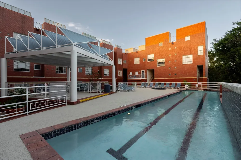4004 Montrose Blvd, Houston, TX 77006