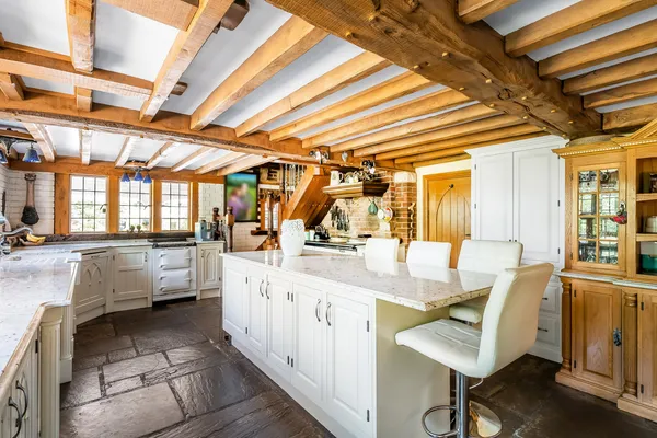 Pikes Lane, Crowhurst, RH7 photo 2