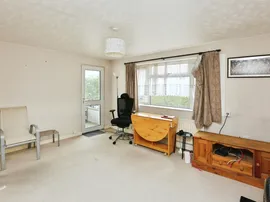 Poulner Close, Southampton thumb 2