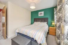 Park Lands, OSSETT