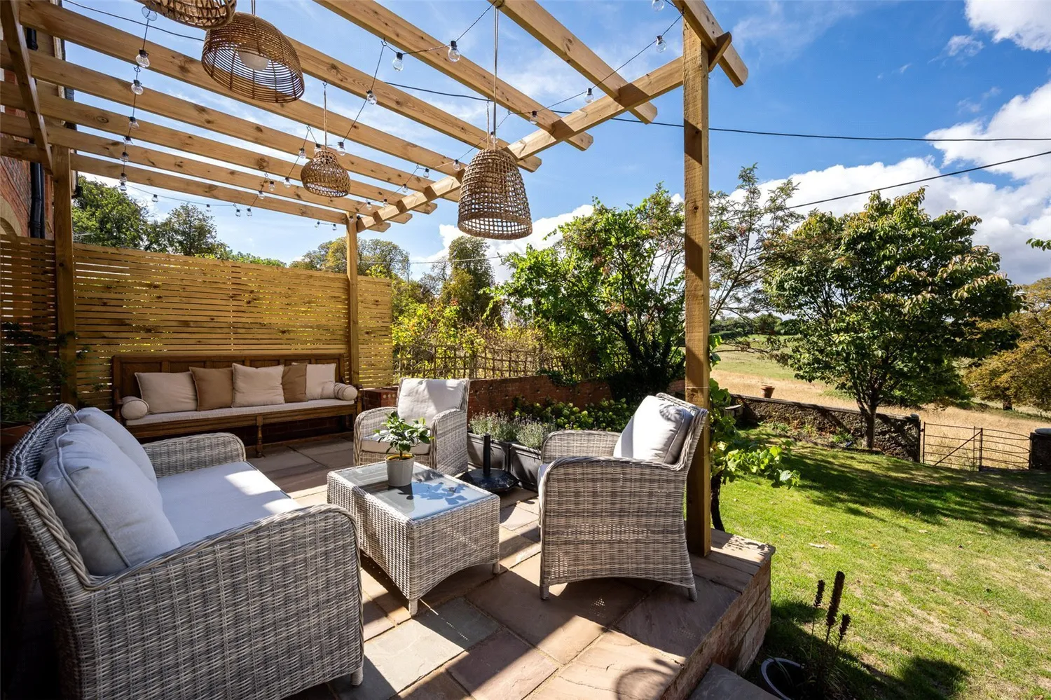 The Cliff, Bryanston, DT11 photo 24