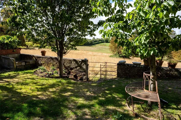 The Cliff, Bryanston, DT11 photo 26