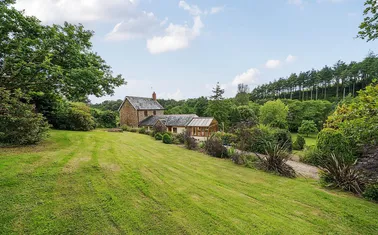 Huntshaw, Torrington