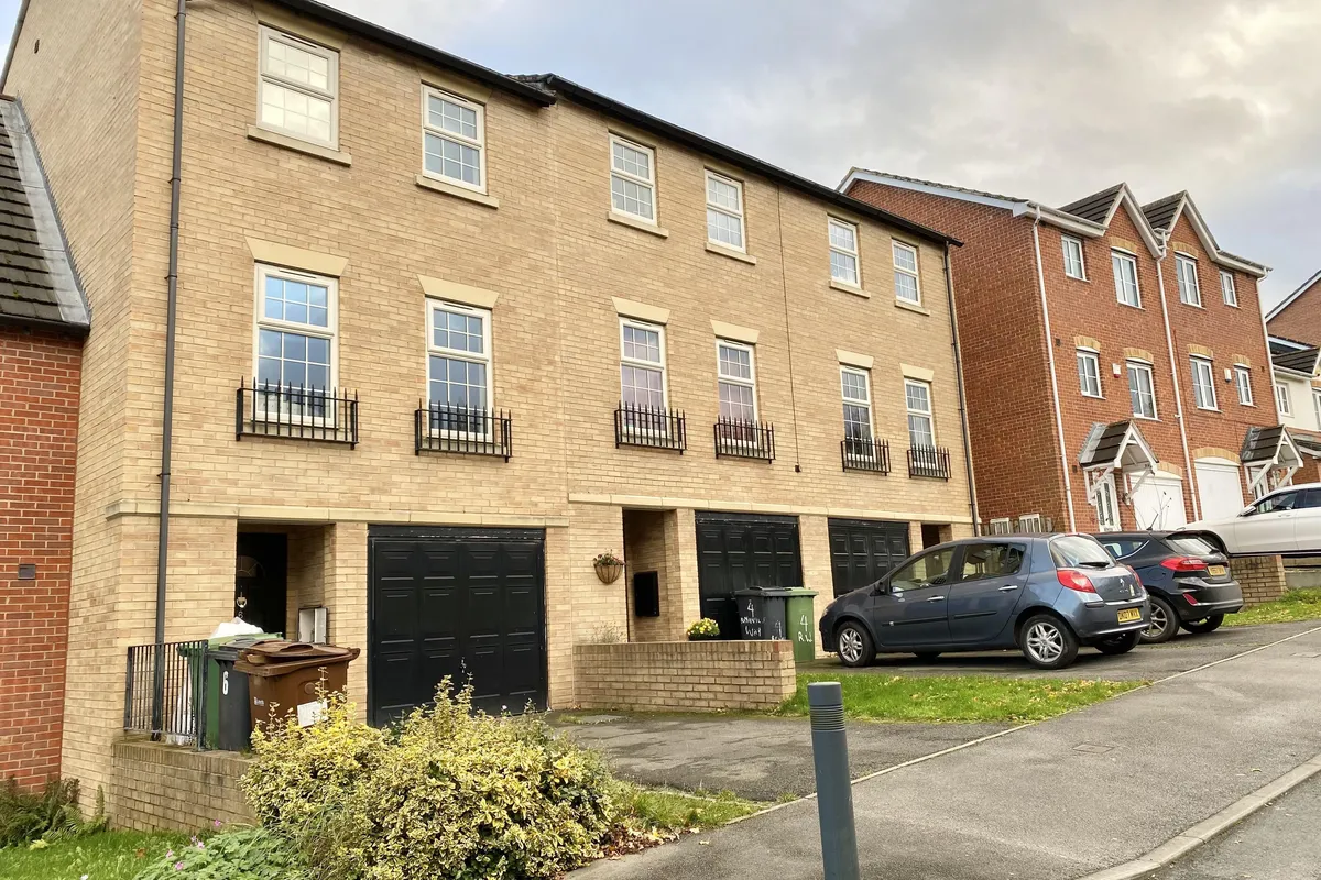 Raynville Way, Armley