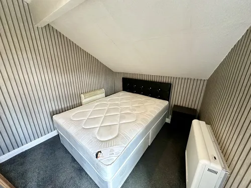 Temple Crescent, LEEDSphoto