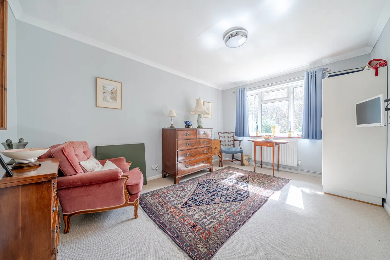 Pine Ridge Drive, Lower Bourne, Farnham, GU10 photo 10