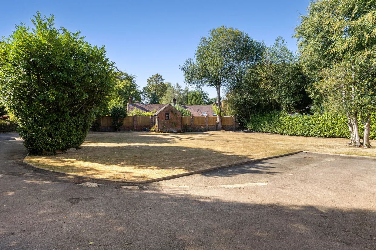 Rectory Road, Farnborough, GU14 photo 7