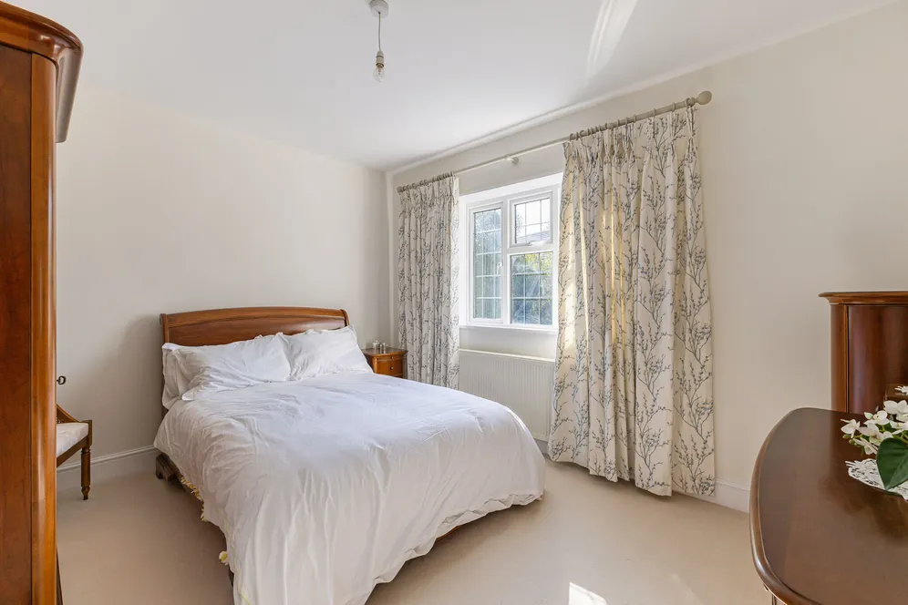 Rectory Road, Farnborough, GU14 photo 16