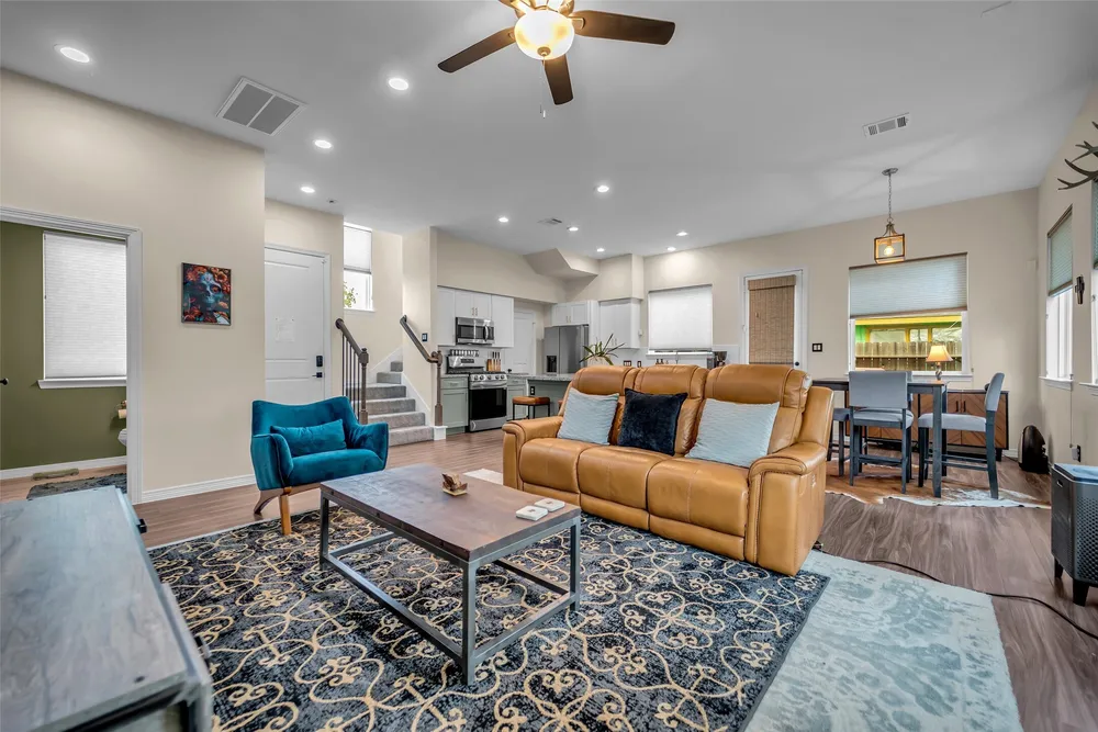 6708 Arapahoe St, Houston, TX 77020