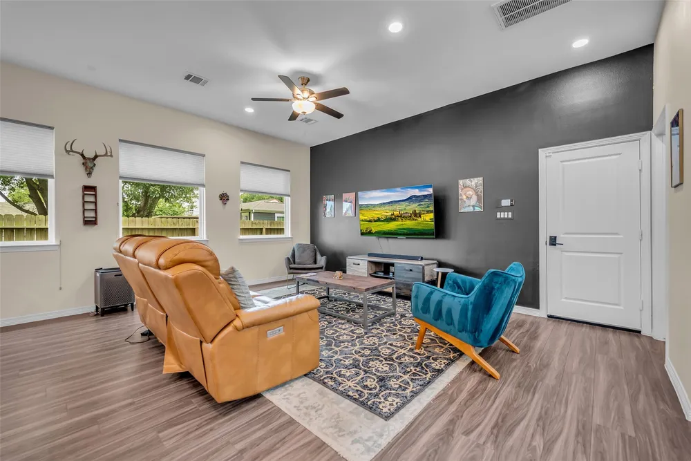 6708 Arapahoe St, Houston, TX 77020