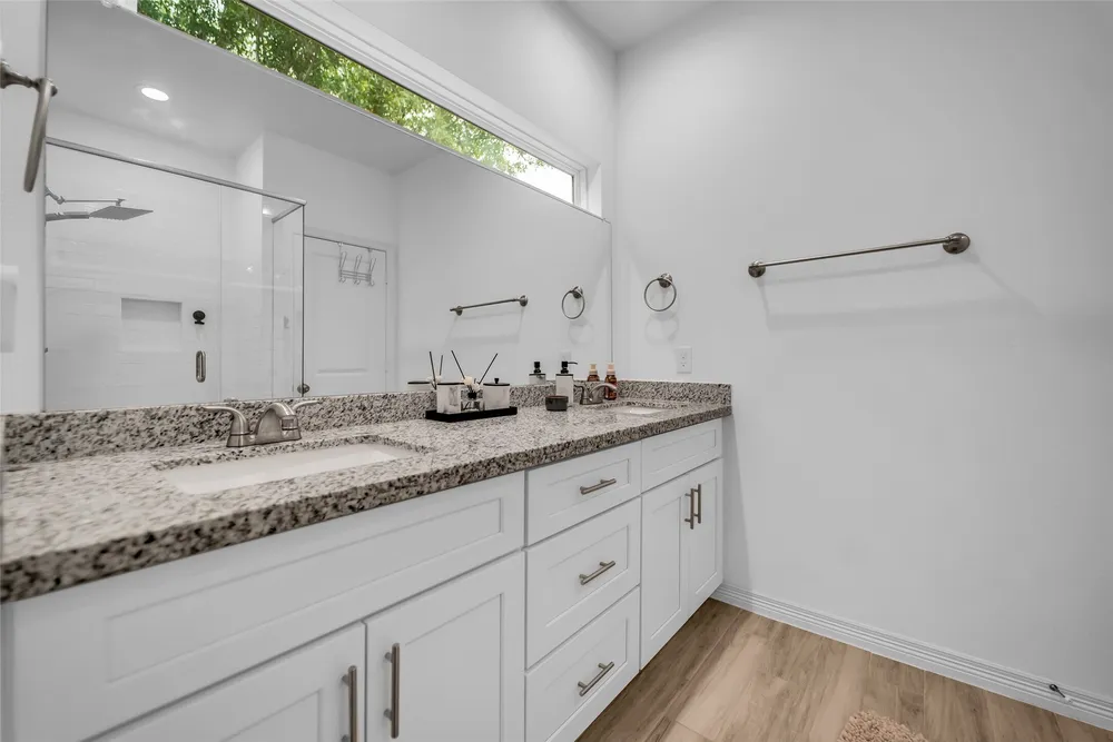 6708 Arapahoe St, Houston, TX 77020