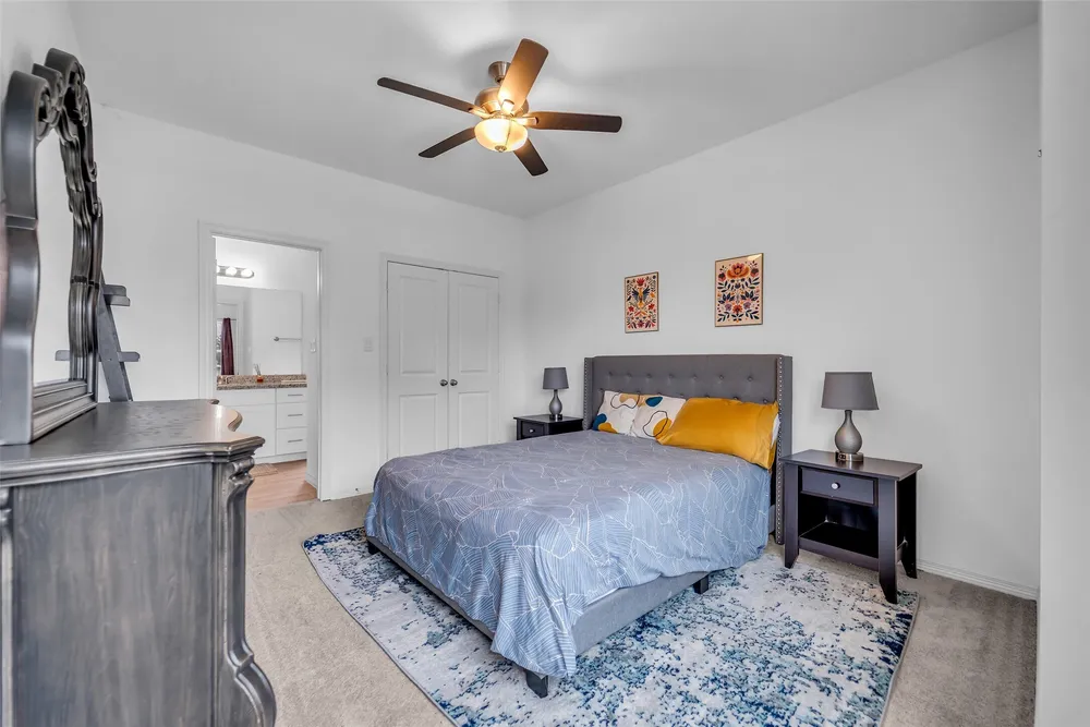 6708 Arapahoe St, Houston, TX 77020