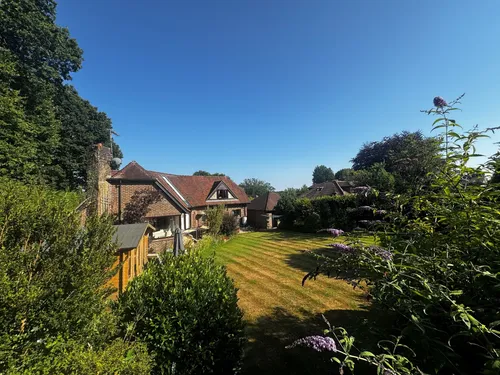 Alderholt Road, Sandleheath, Fordingbridgephoto