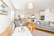 Cutforth Way, Abbottswood, Romsey