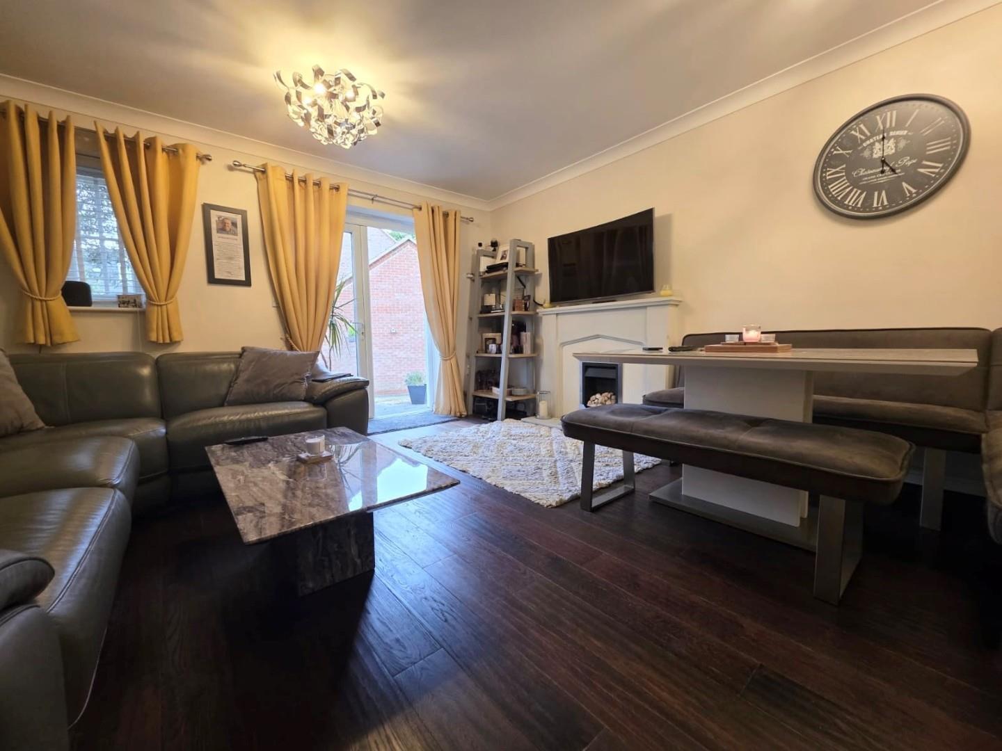 Ladymead Close, West Hunsbury, Northampton Image 6