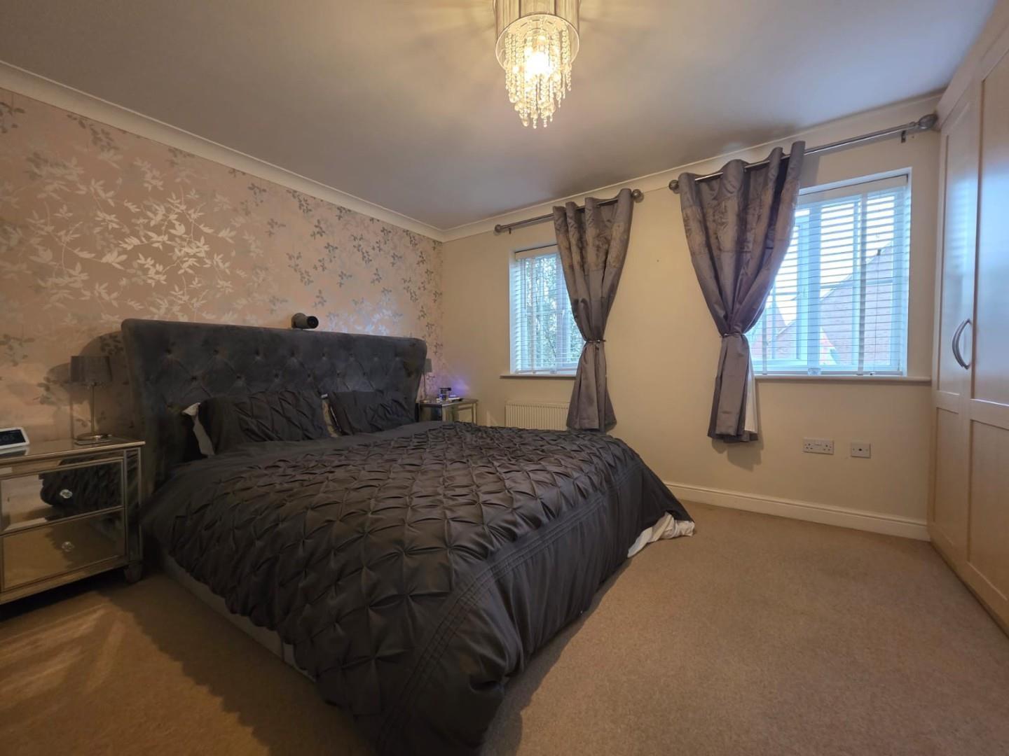 Ladymead Close, West Hunsbury, Northampton Image 9