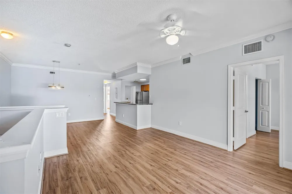 5880 W Sample Rd, Coral Springs, FL 33067