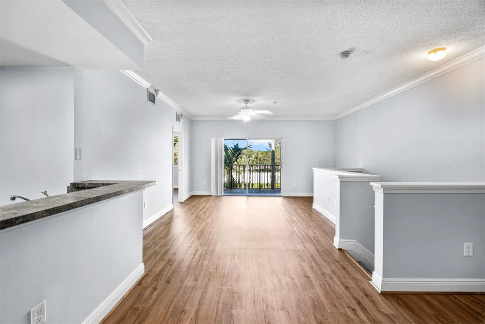 5880 W Sample Rd, Coral Springs, FL 33067