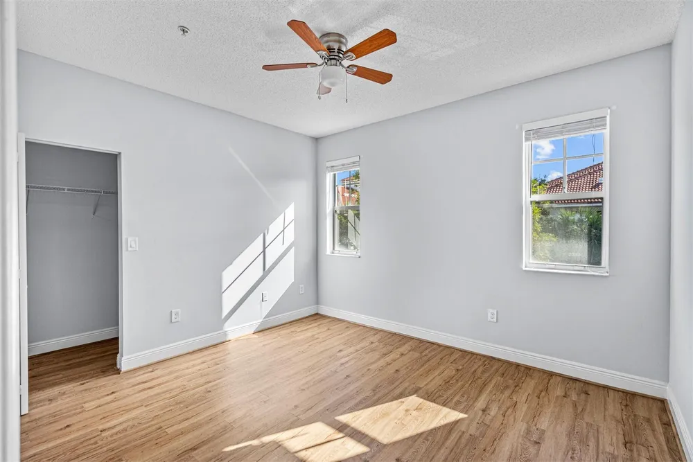 5880 W Sample Rd, Coral Springs, FL 33067