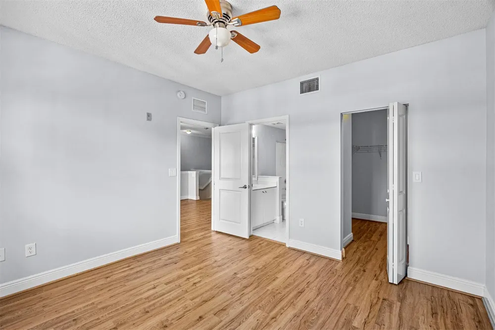 5880 W Sample Rd, Coral Springs, FL 33067